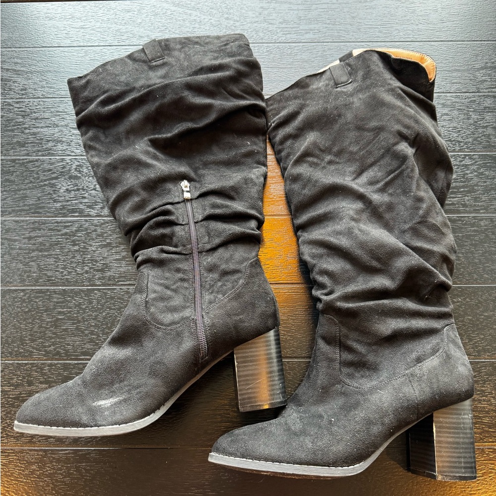 Black suede wide calf boots with chunky heels worn 1 time out size 10